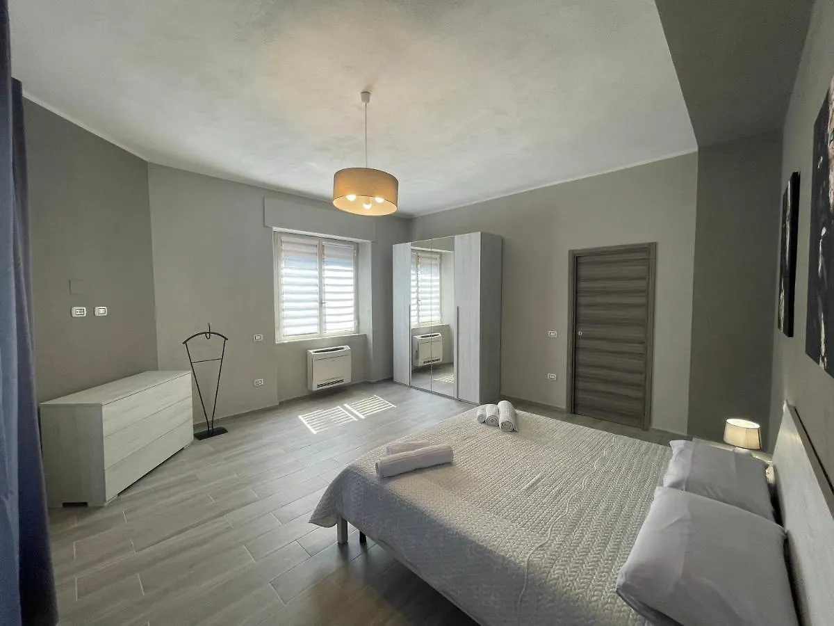 Apartment Appartamento Elegante Carbonia