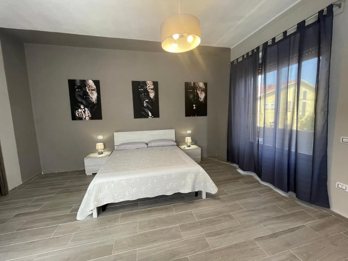 Apartment Appartamento Elegante Carbonia Italy