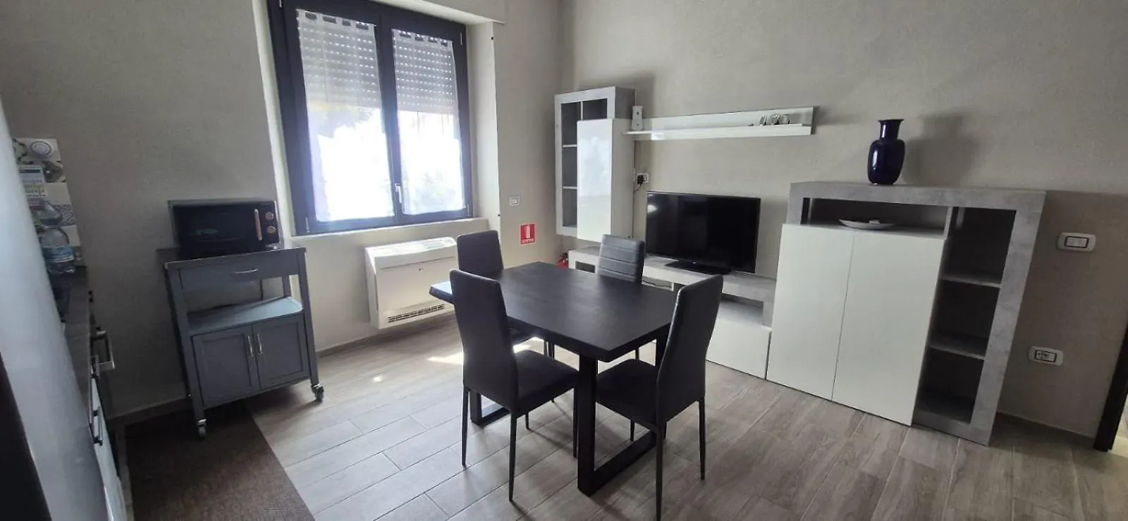 Apartment Appartamento Elegante Carbonia Italy